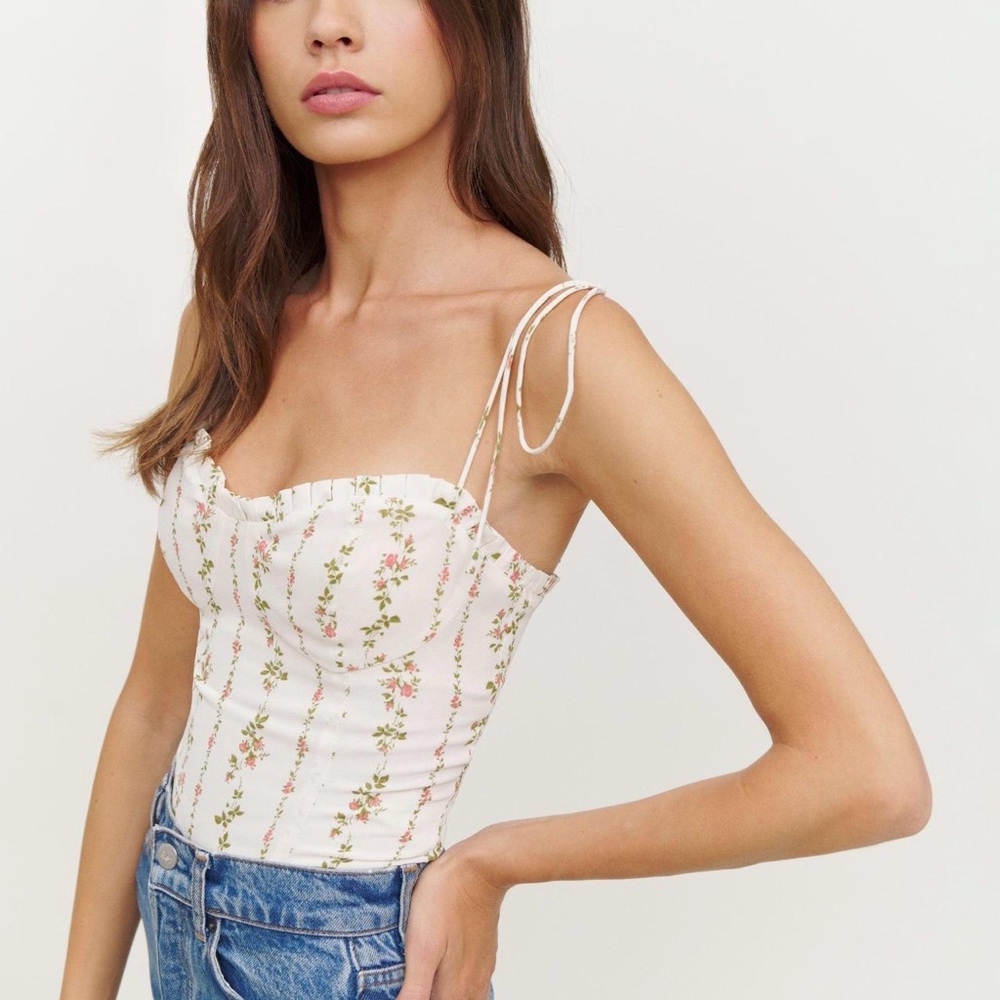 🦋Reformation Novena Top